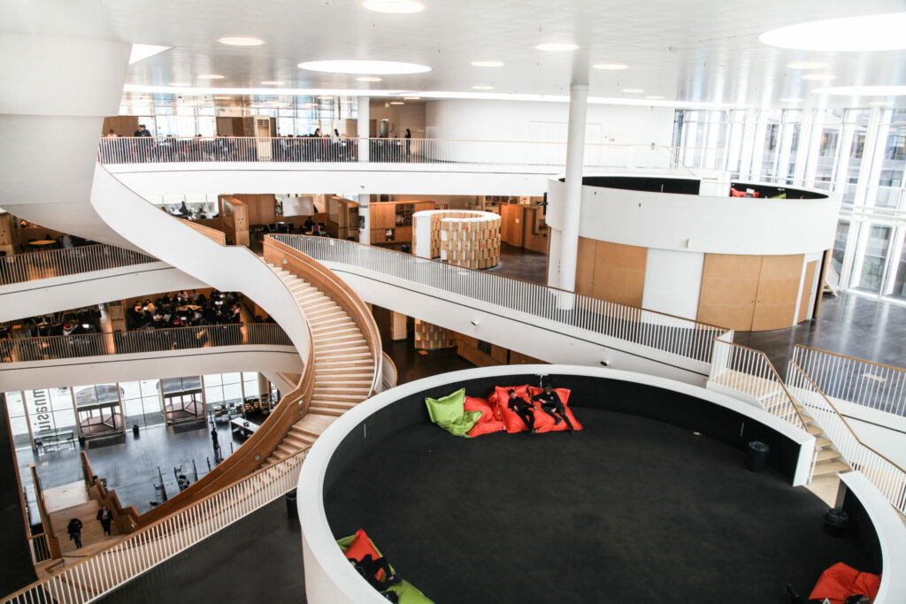 Ørestad Gymnasium Arkitektur - orestad high school architecture