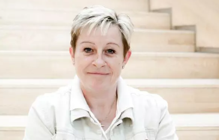 Servicemedarbejder Tina Eva Blindbæk Ansatte Ørestad Gymnasium
