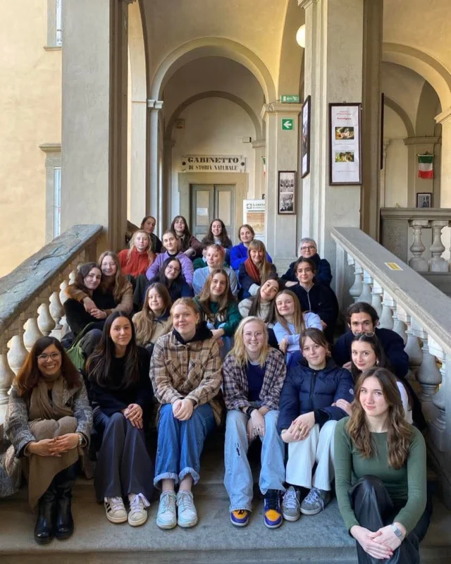 MEDIEFAGSTUR TIL ITALIEN🌍🎥  Otte af vores seje mediefagselever, har været på udveksling i Lucca, Italien, med Erasmus+.
De fik til opgave at producere film med emnet “cultural heritage”.  “Fantastisk kulturel oplevelse med masser af solskin!” - Amanda, 2.m. ☀️