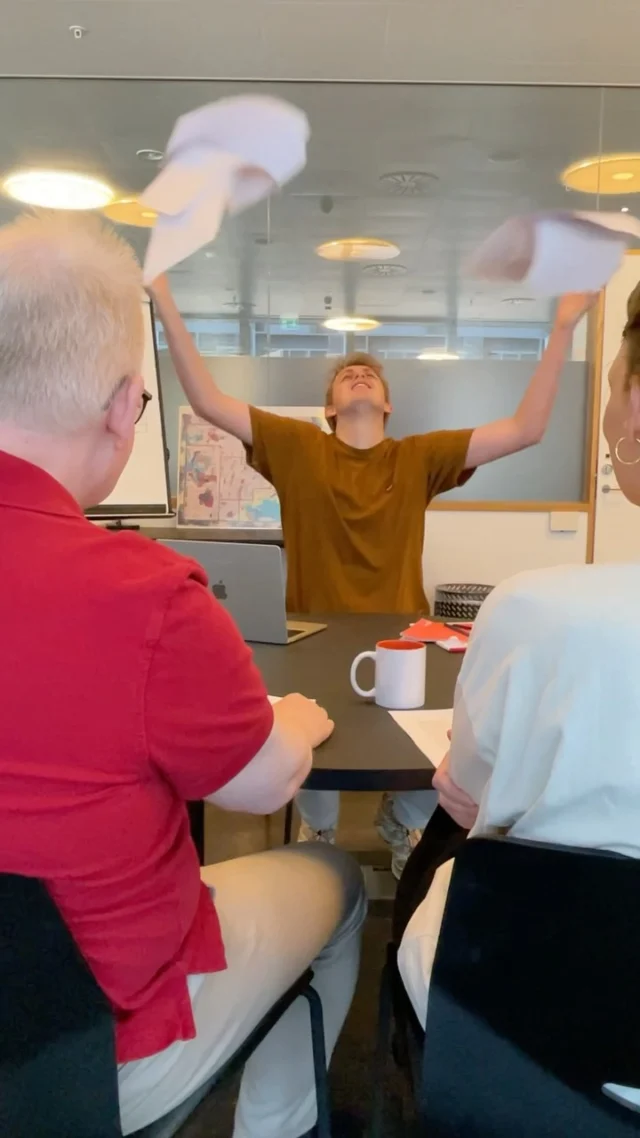 SÅDAN FÅR DU 12! 💡👩‍💻  Har du også et mål om at løbe efter vognen til første stop?
Så se med her - her kommer nemlig 5 “gode” råd til hvordan du sikrer dig 12-tallet 😉  Held og lykke! 🤞